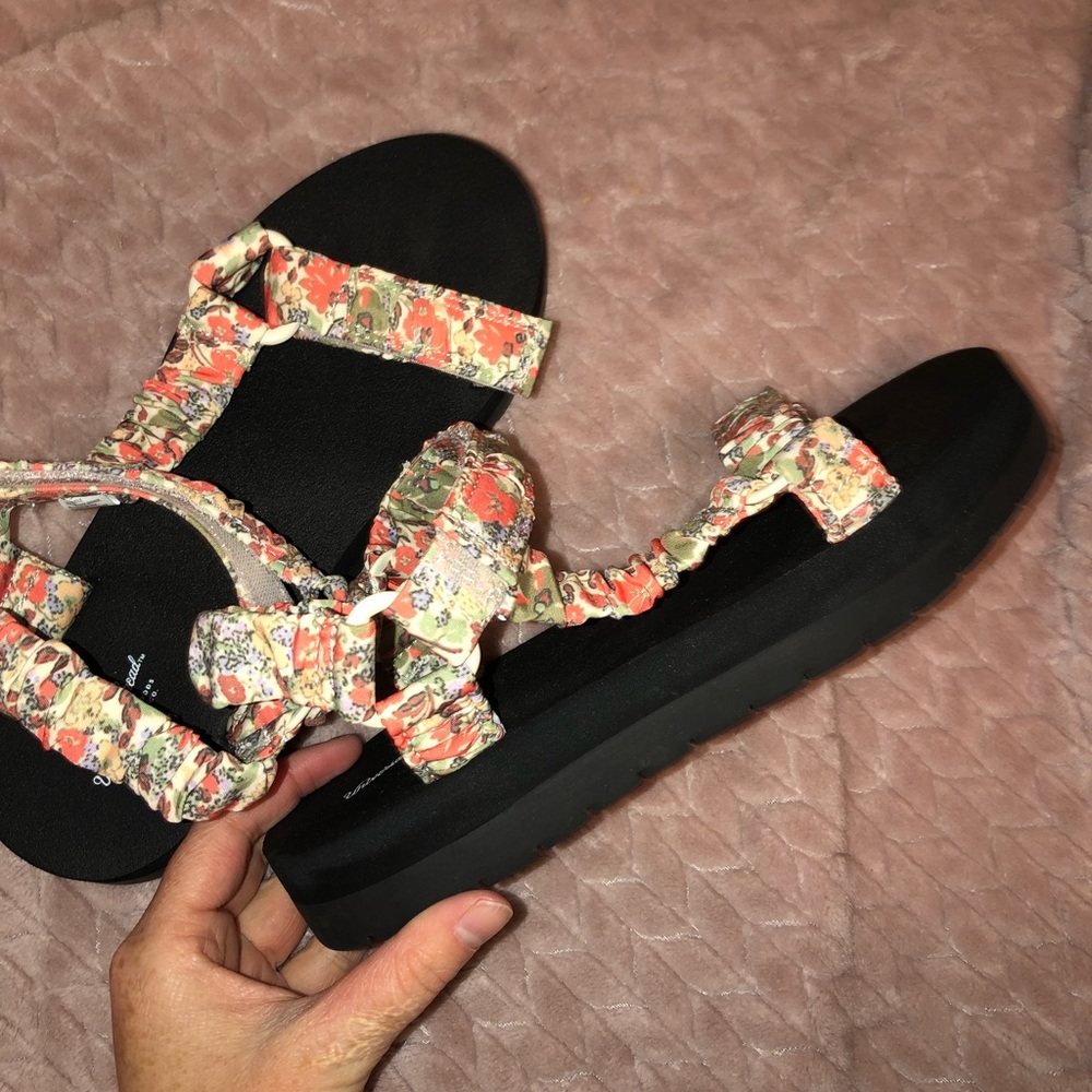platform sandals